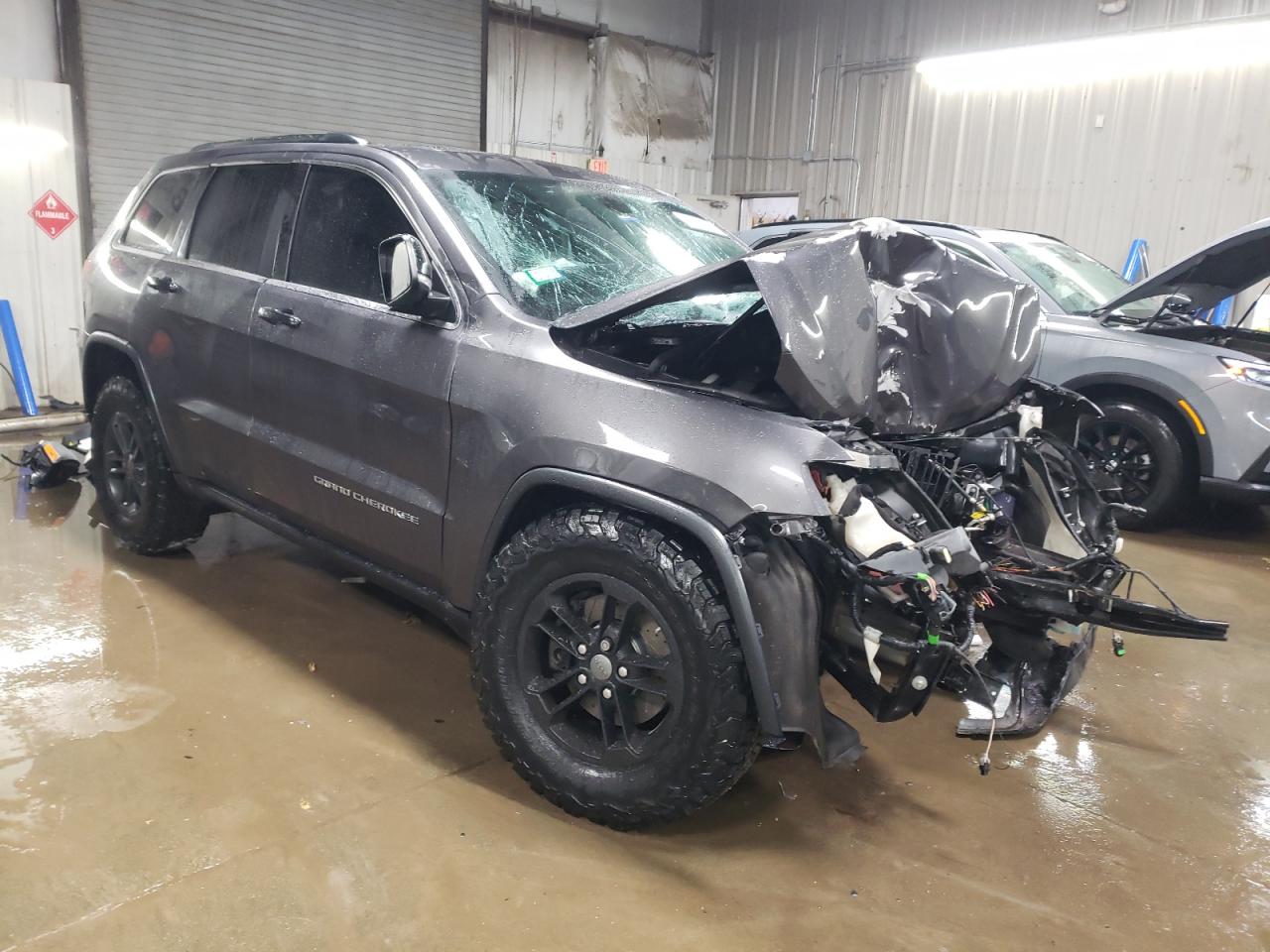 2015 Jeep Grand Cherokee - Image 4