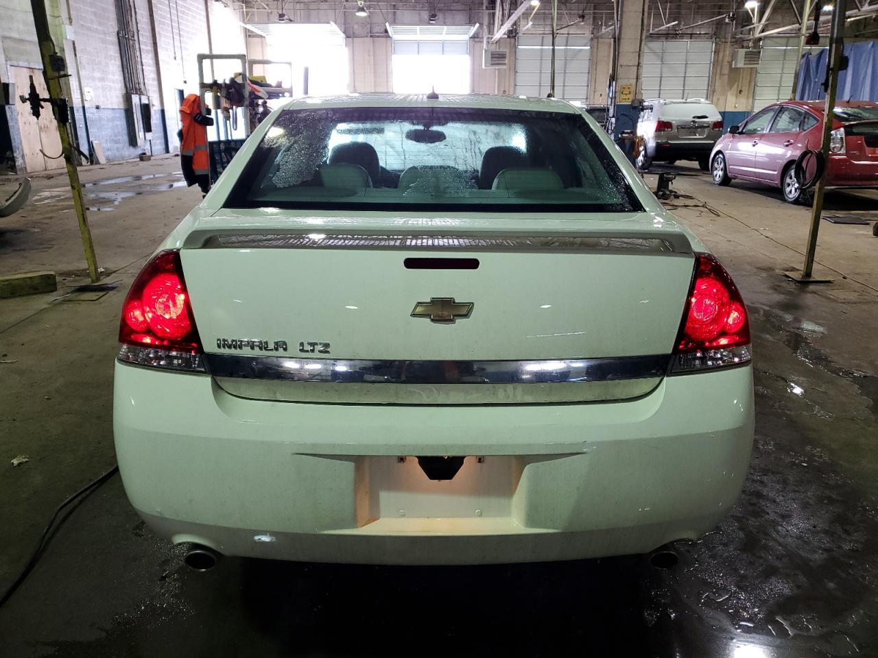 2006 Chevrolet Impala - Image 6