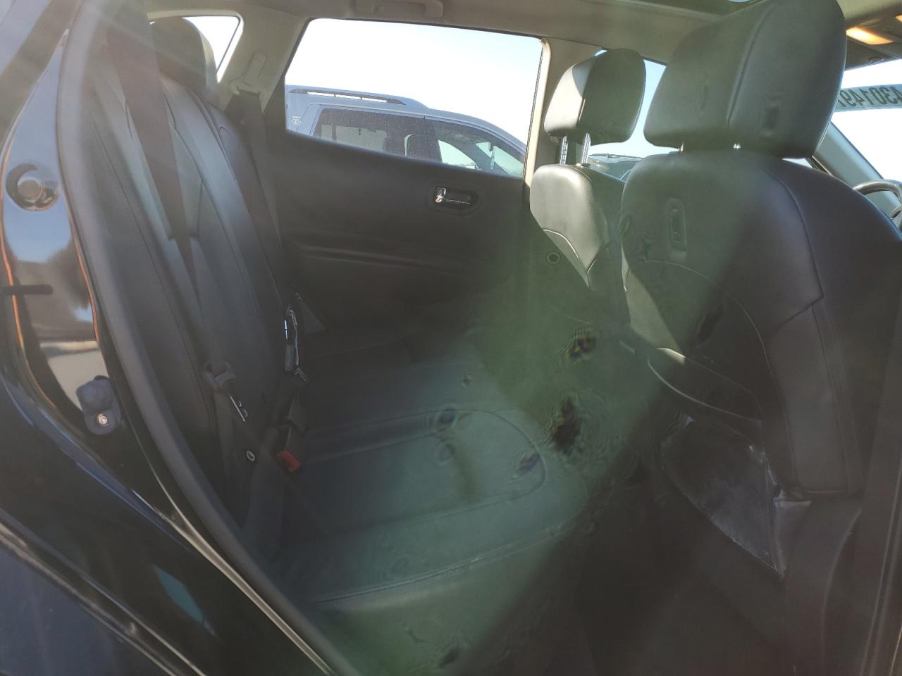 2012 Nissan Rogue - Image 11