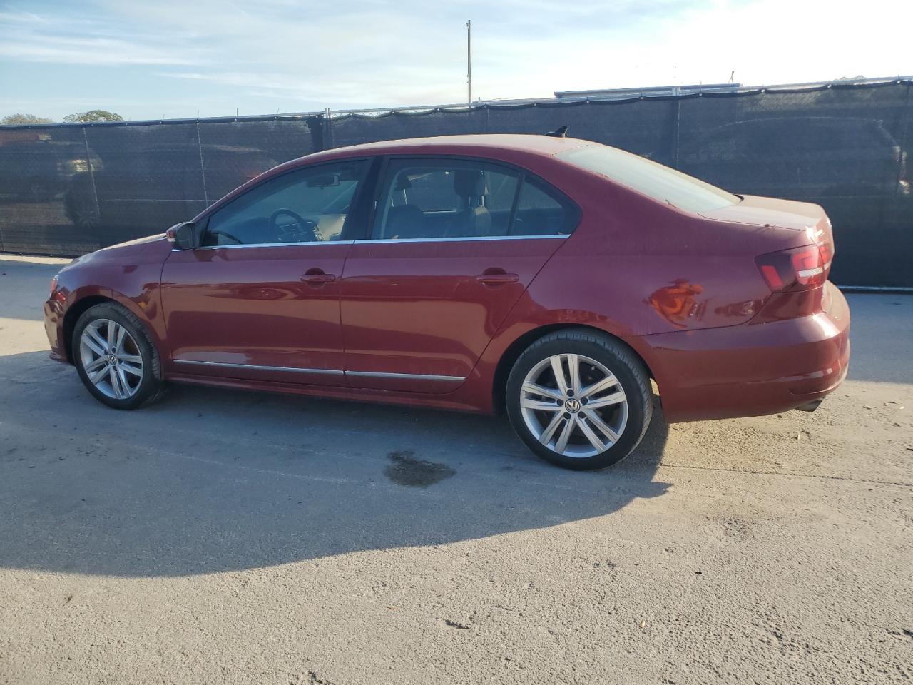 2017 Volkswagen Jetta - Image 2
