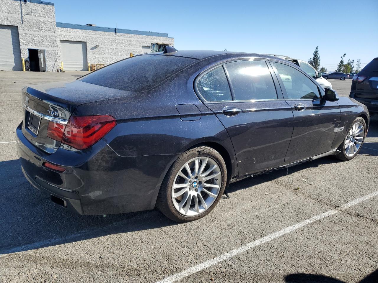 VIN WBAYB6C50ED224213 2014 BMW 7 SERIES no.3