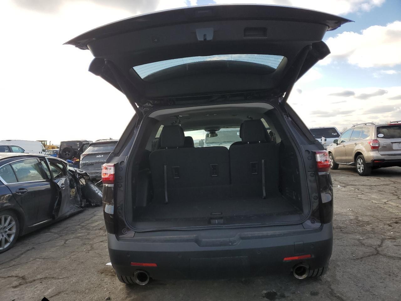 1GNEVGKW2MJ257833 CHEVROLET TRAVERSE 2021