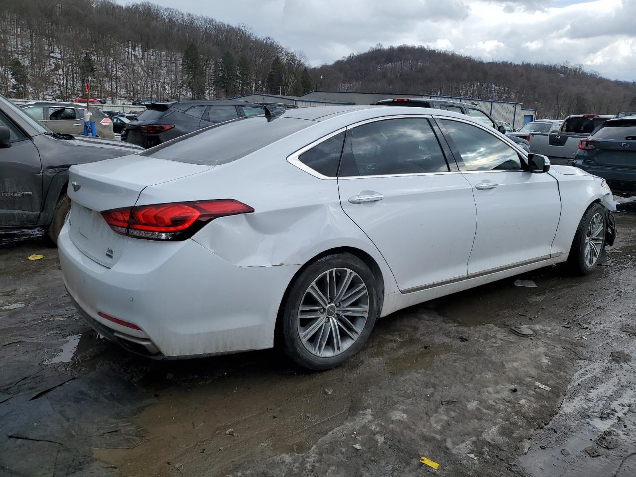 2018 Genesis G80 - Image 3