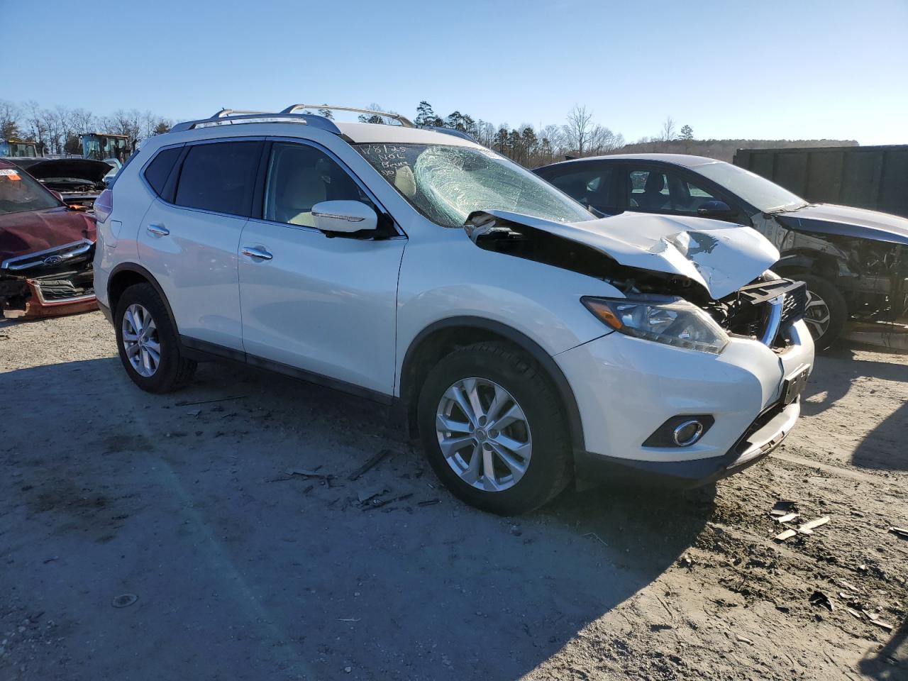 2015 Nissan Rogue - Image 4