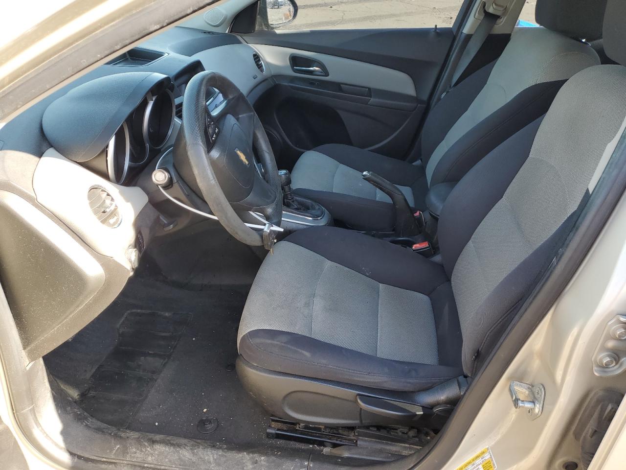 2013 Chevrolet Cruze - Image 7