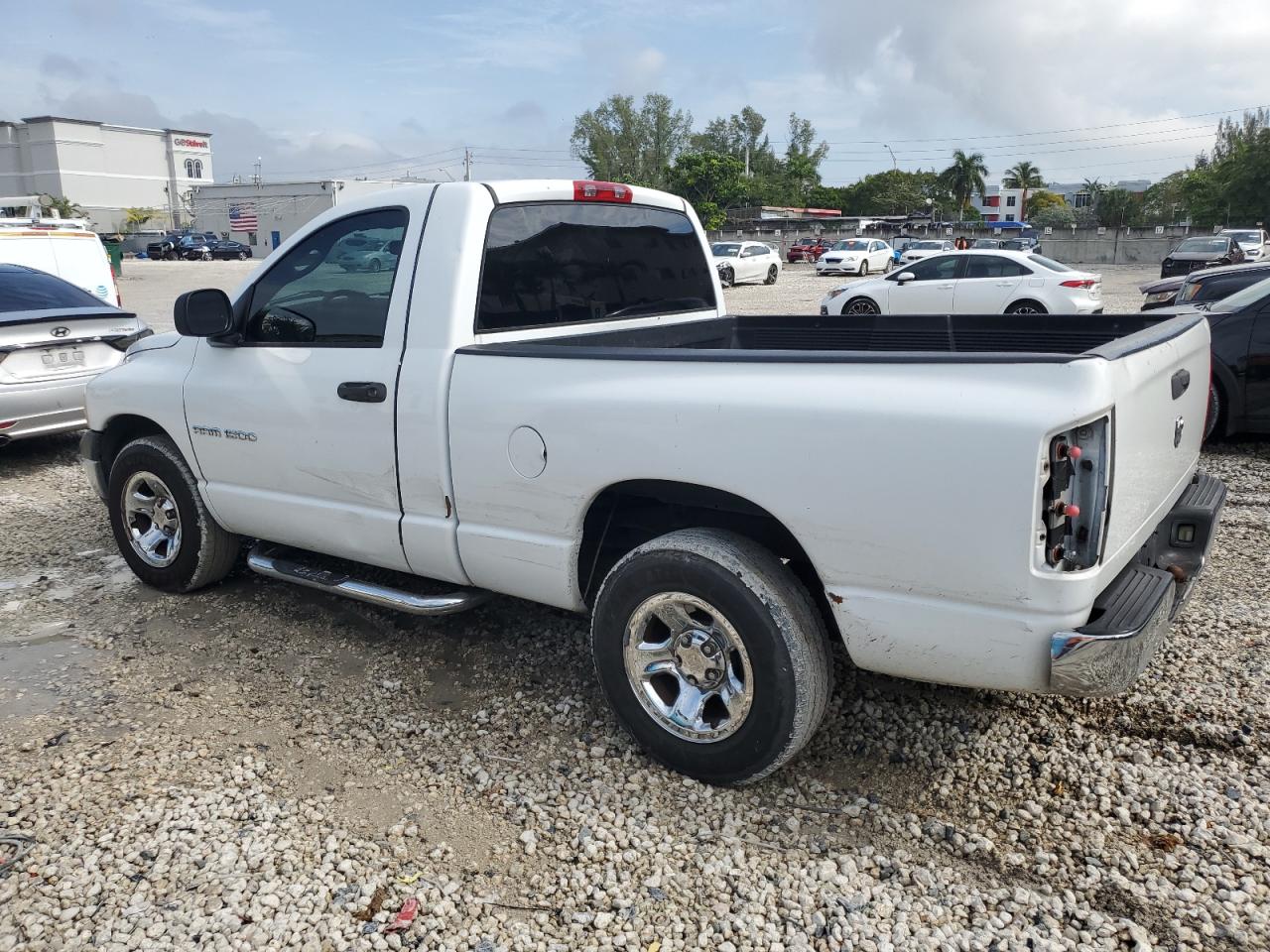 2005 Dodge RAM - Image 2