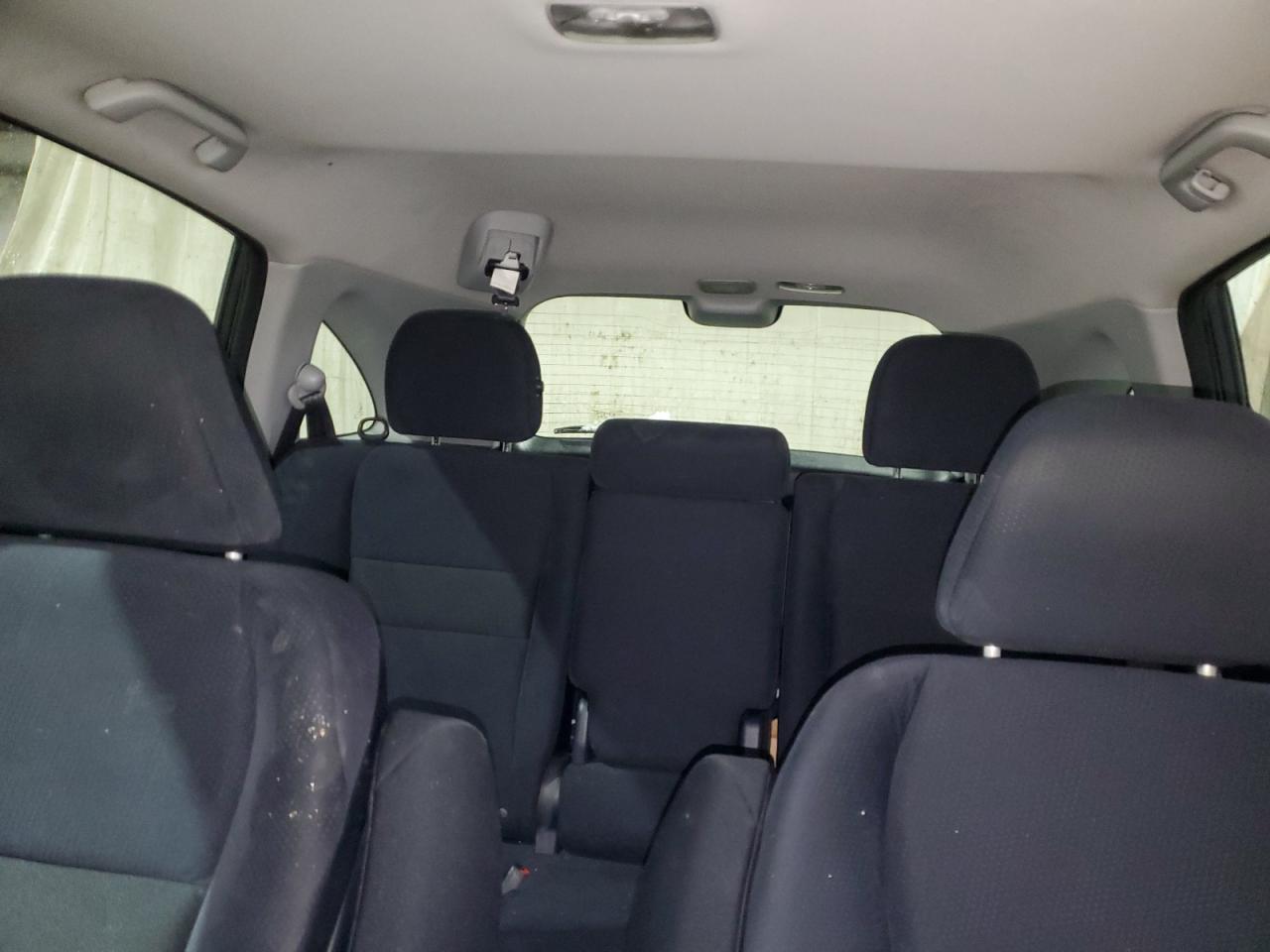2011 Honda CR-V - Image 10