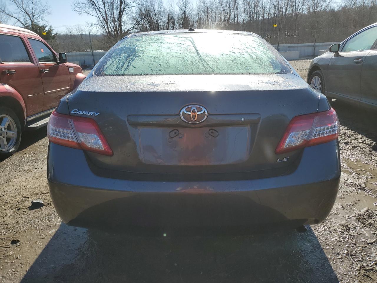 2011 Toyota Camry - Image 6