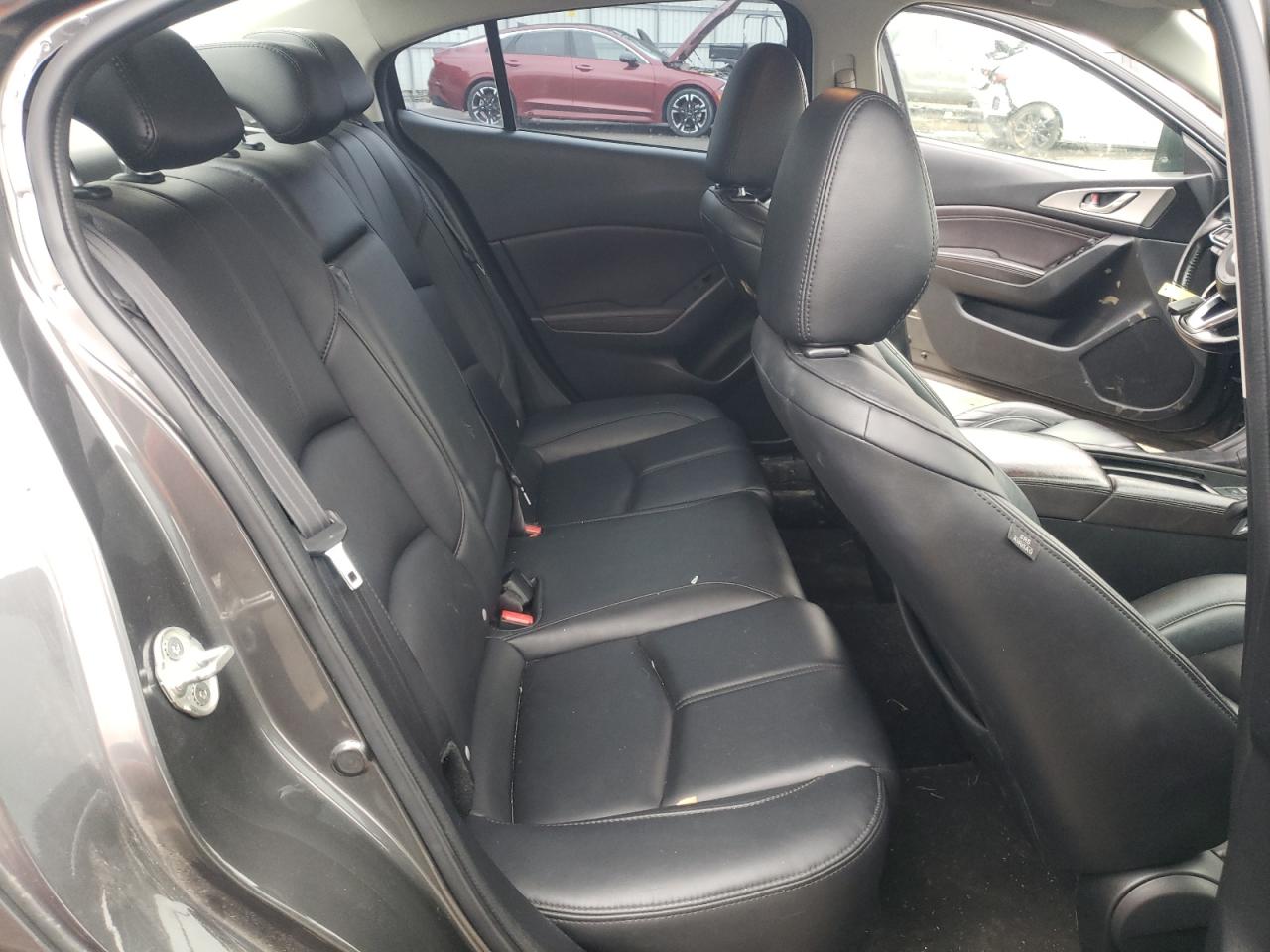 2018 Mazda 3 - Image 10