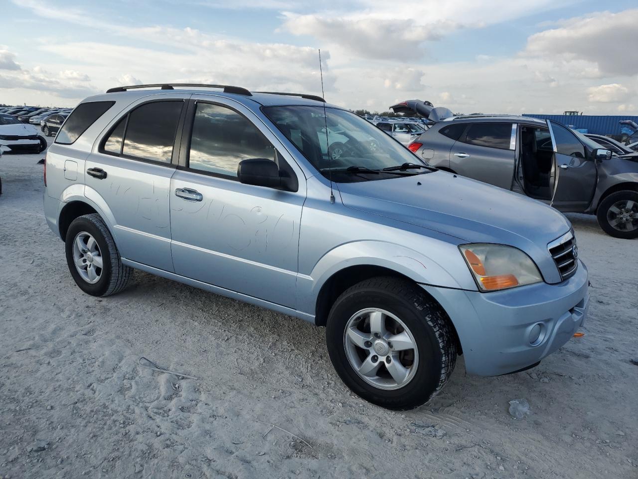 2008 Kia Sorento - Image 4