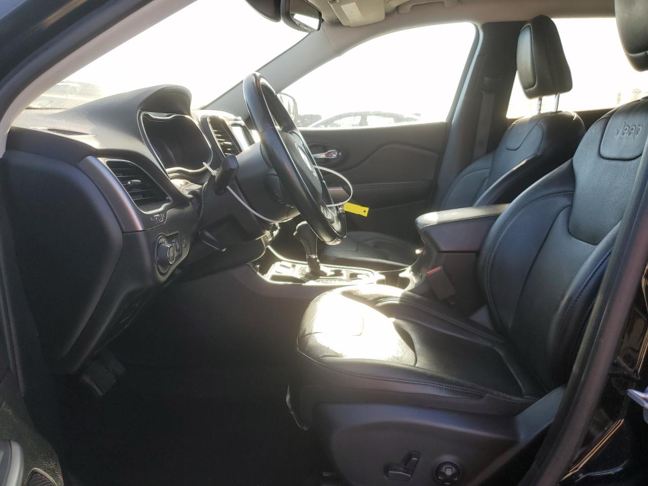 2020 Jeep Grand Cherokee - Image 7