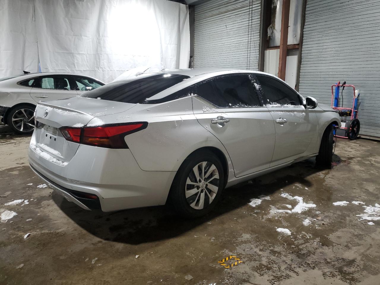2020 Nissan Altima - Image 3
