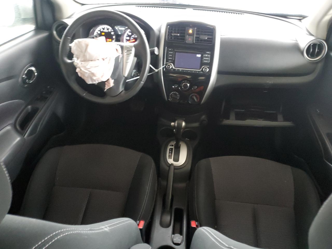 2018 Nissan Versa - Image 8