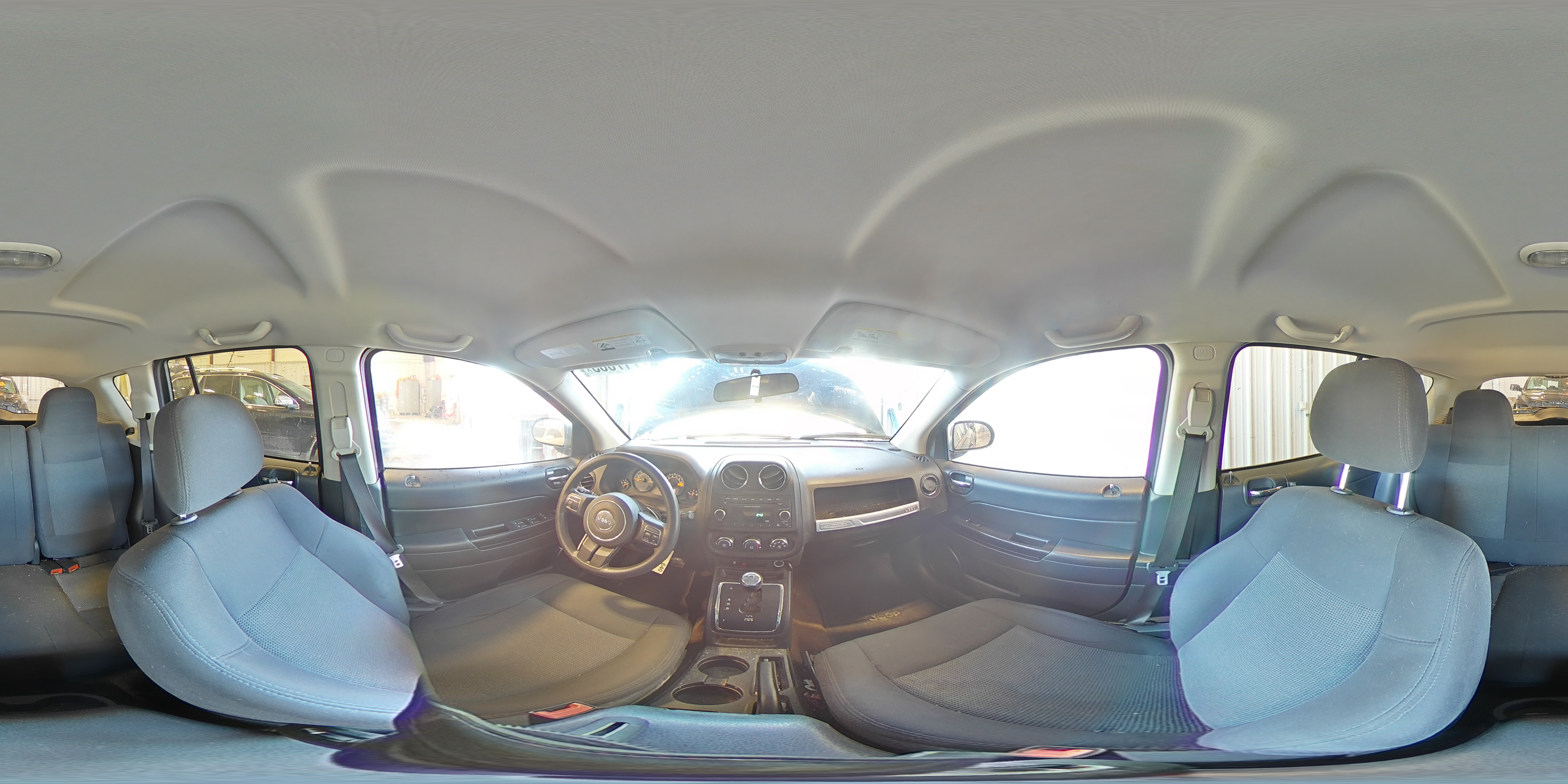 2015 Jeep Compass - Image 15