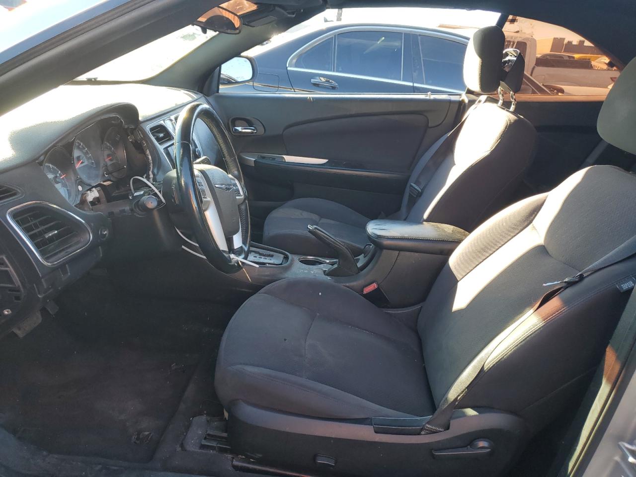 2012 Chrysler 200 - Image 7