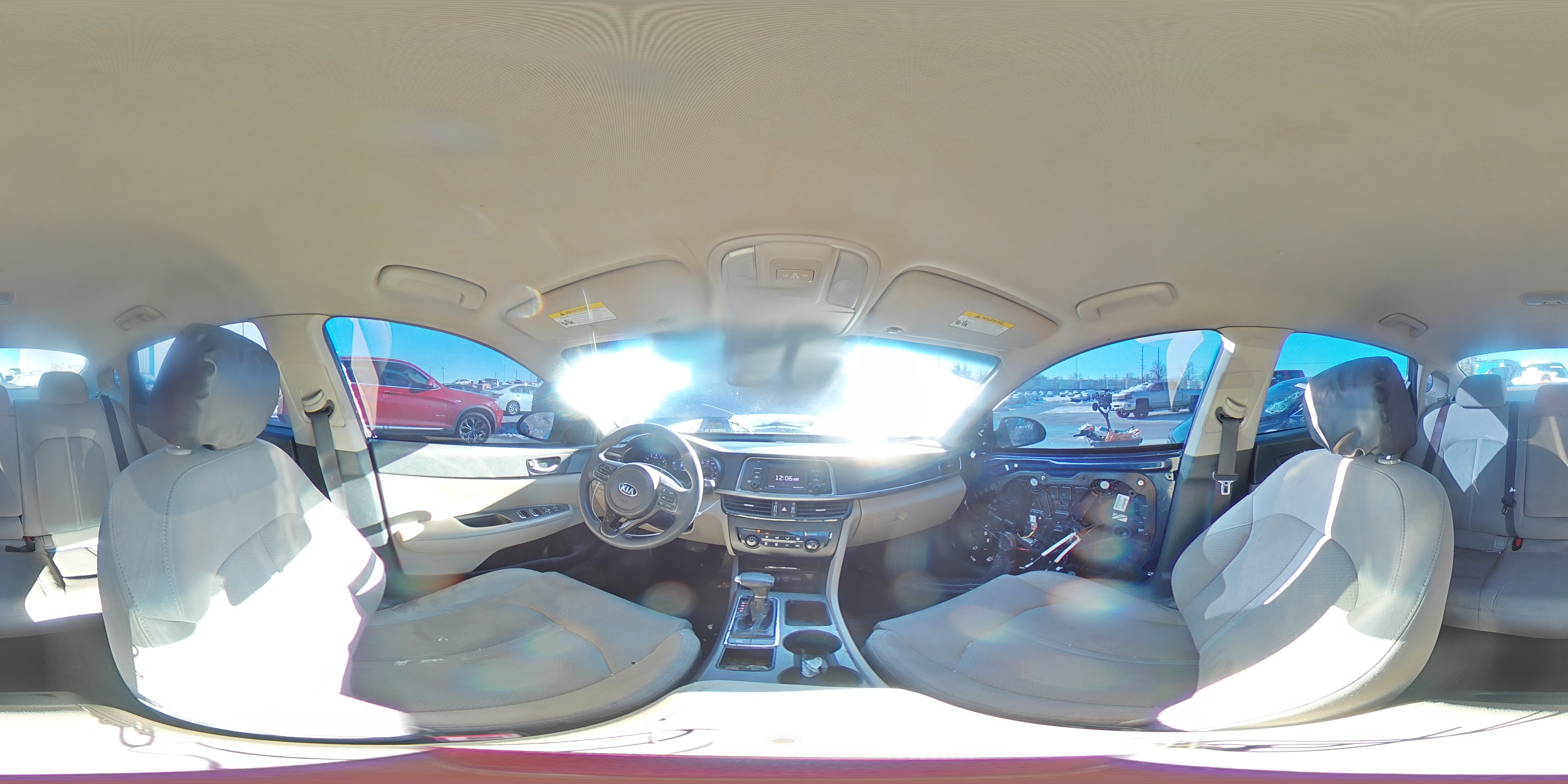 2016 Kia Optima - Image 12