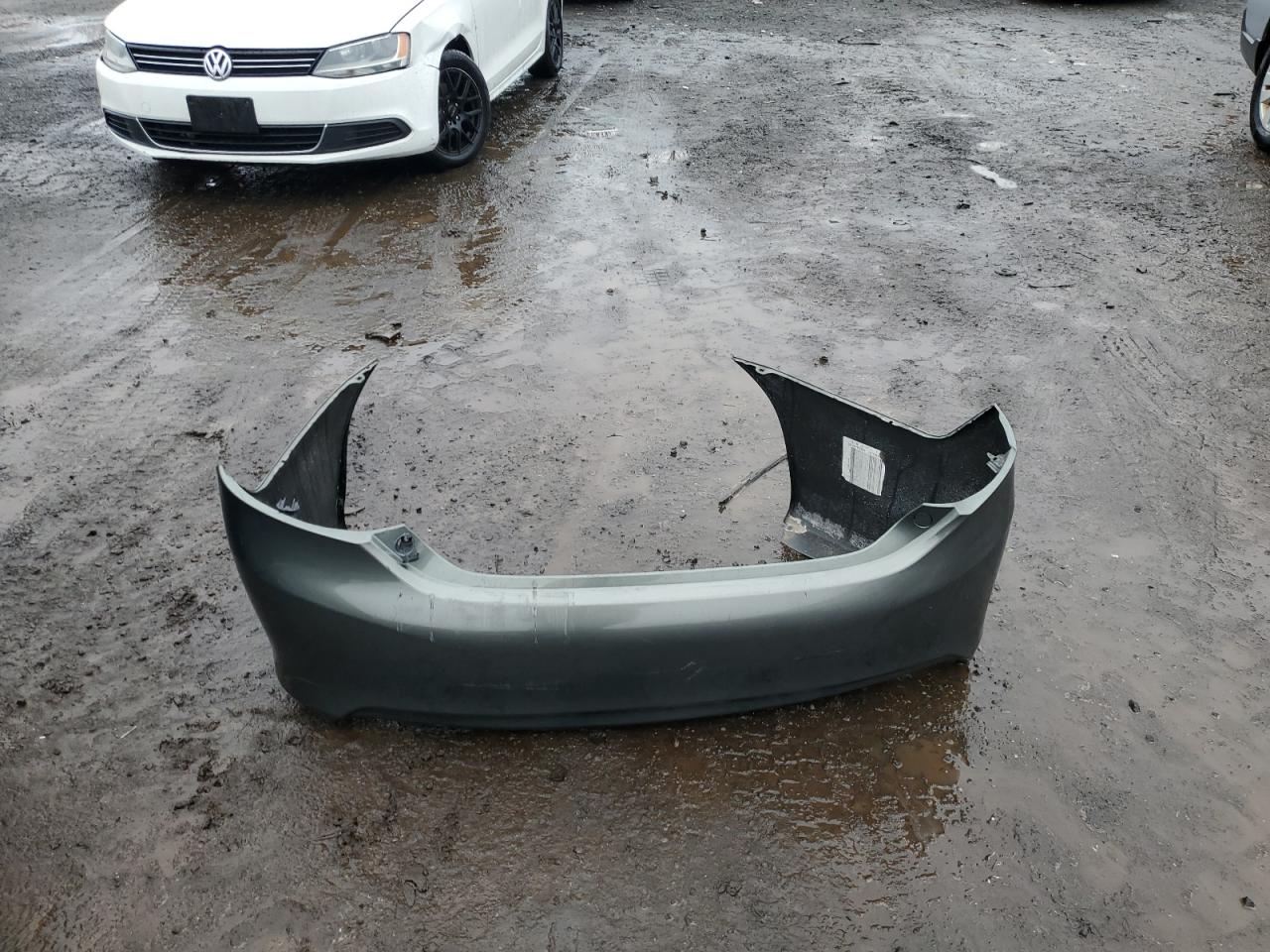 2012 Toyota Camry - Image 12