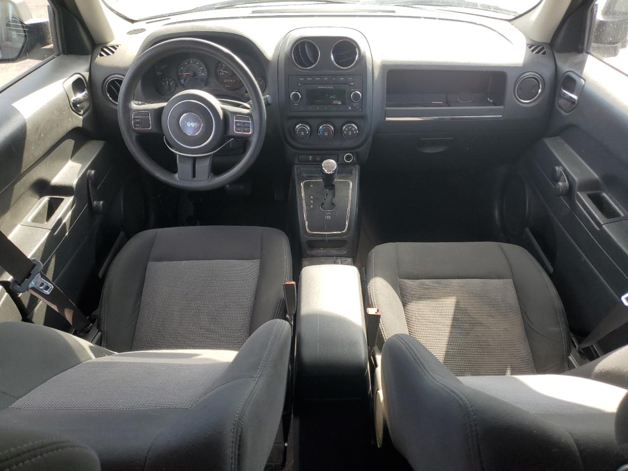 2015 Jeep Liberty (Patriot) - Image 8