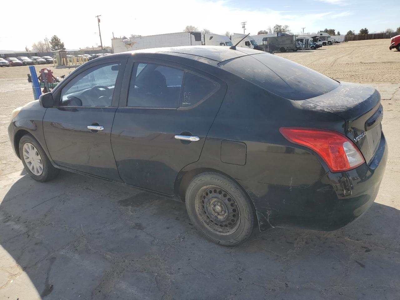 2012 Nissan Versa - Image 2