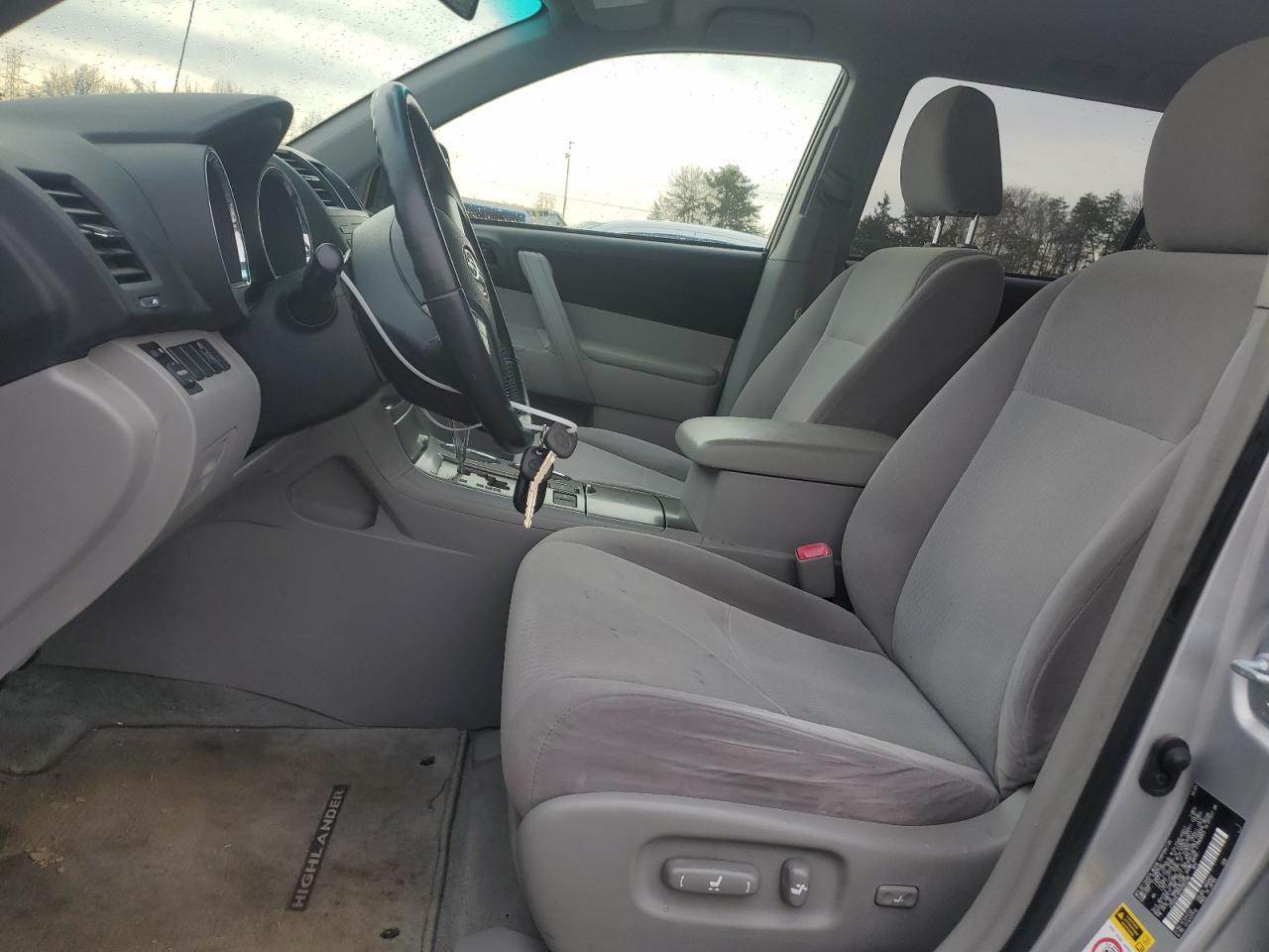 2009 Toyota Highlander - Image 7