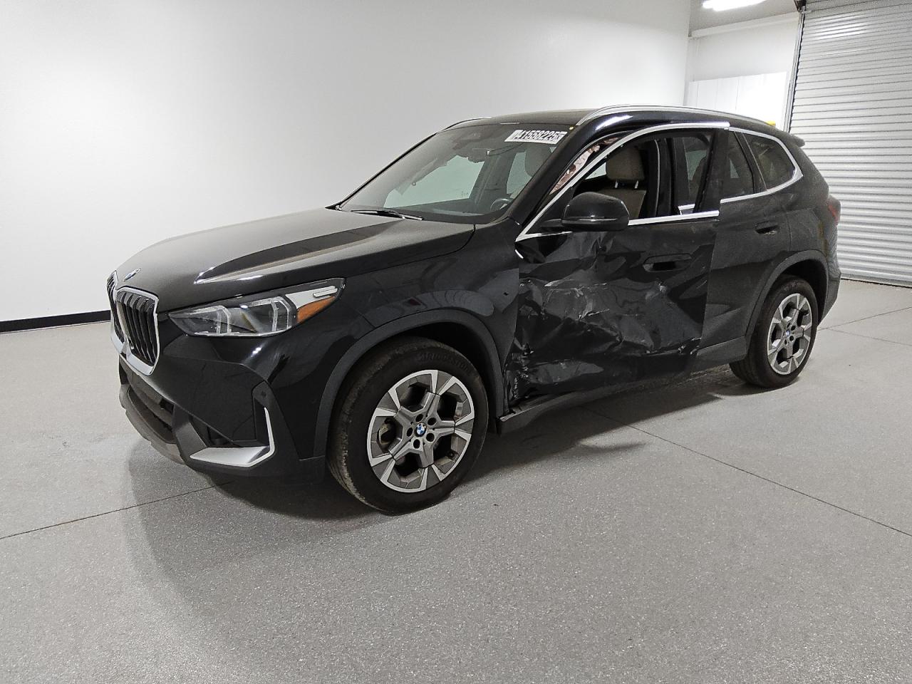 2023 BMW X1 - Image 1