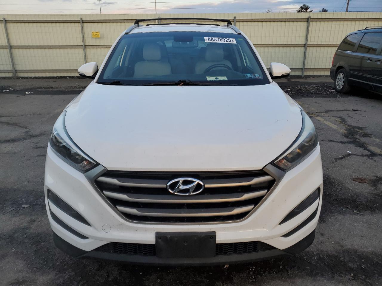 VIN KM8J3CA4XJU631892 2018 HYUNDAI TUCSON no.5