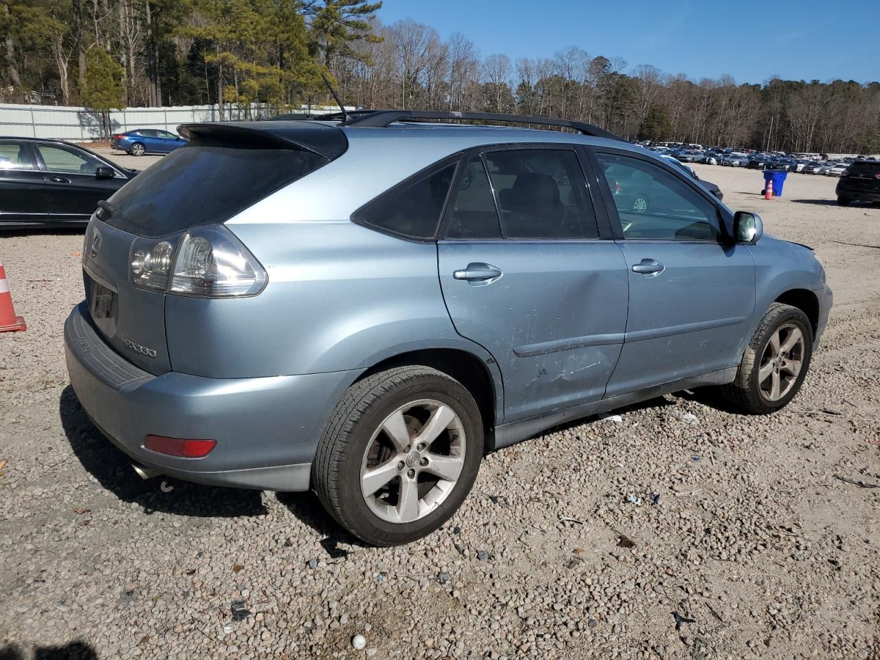 2005 Lexus RX - Image 3