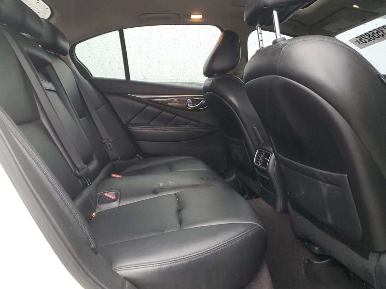 2018 Infiniti Q50 - Image 10