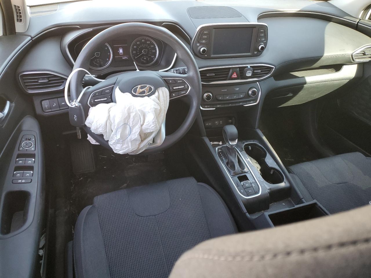 2019 Hyundai Santa Fe - Image 8
