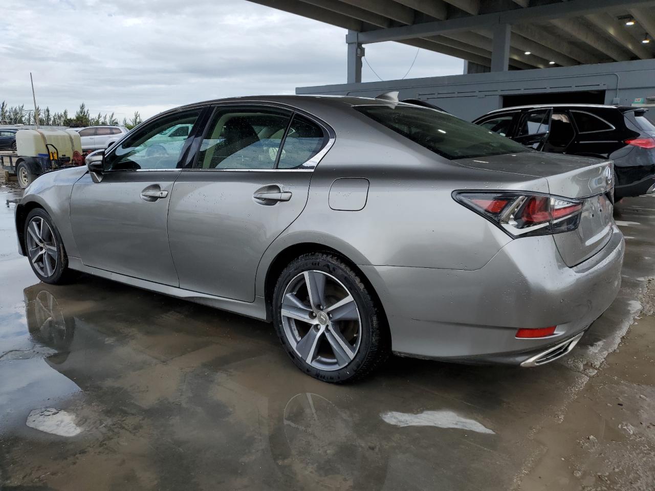 2016 Lexus GS - Image 2