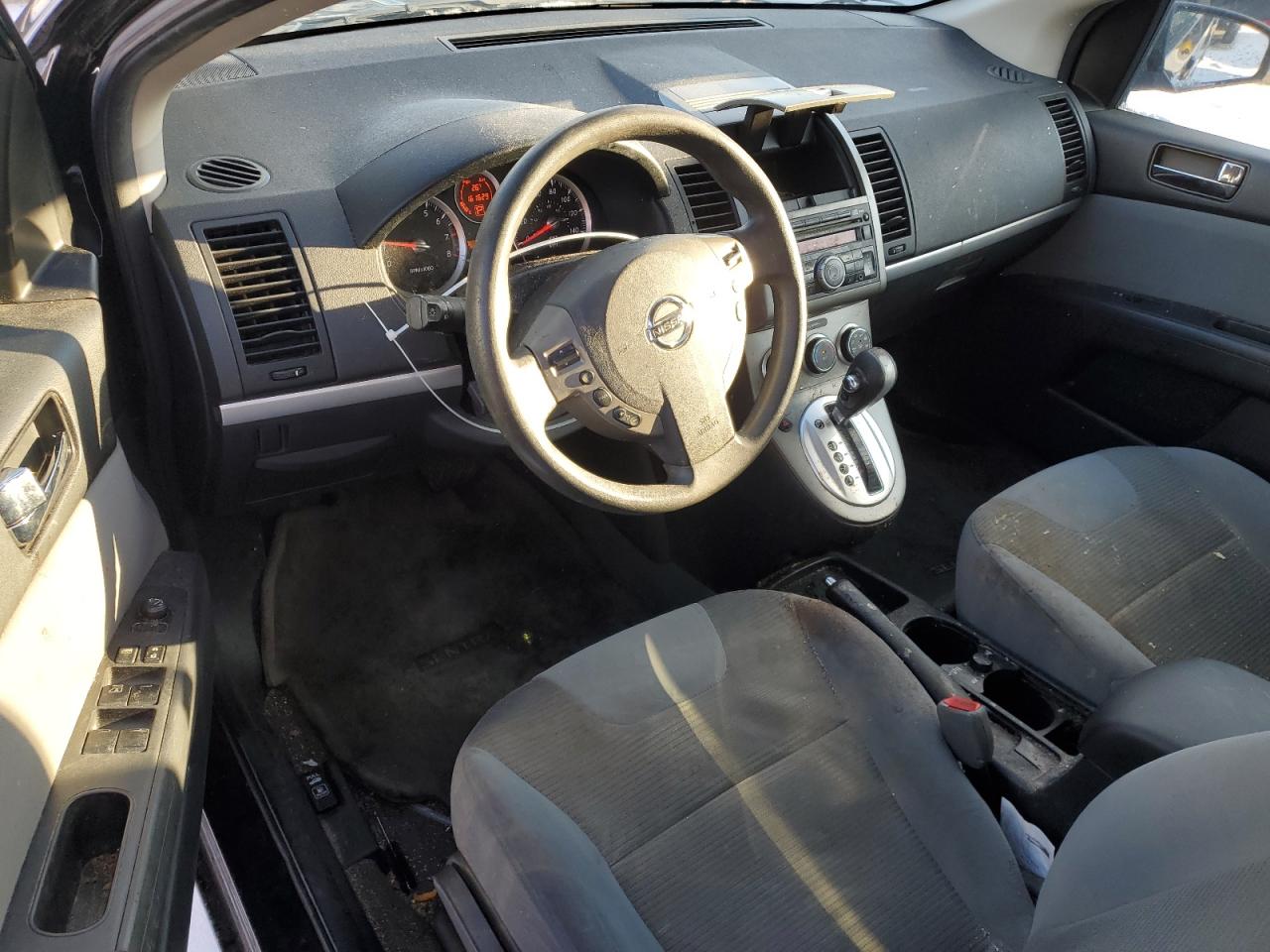 2010 Nissan Sentra - Image 8
