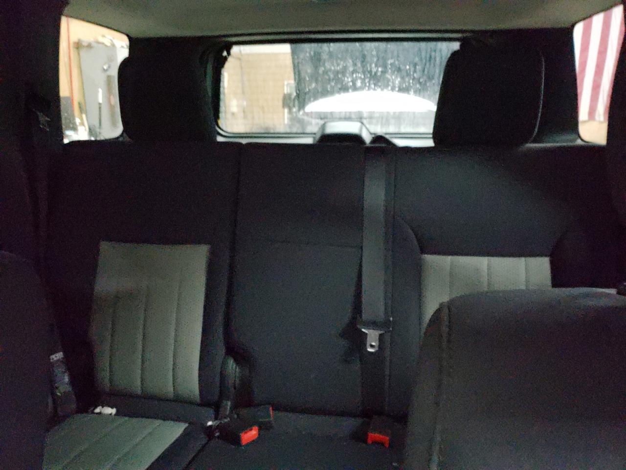 2010 Jeep Liberty (North America) - Image 10