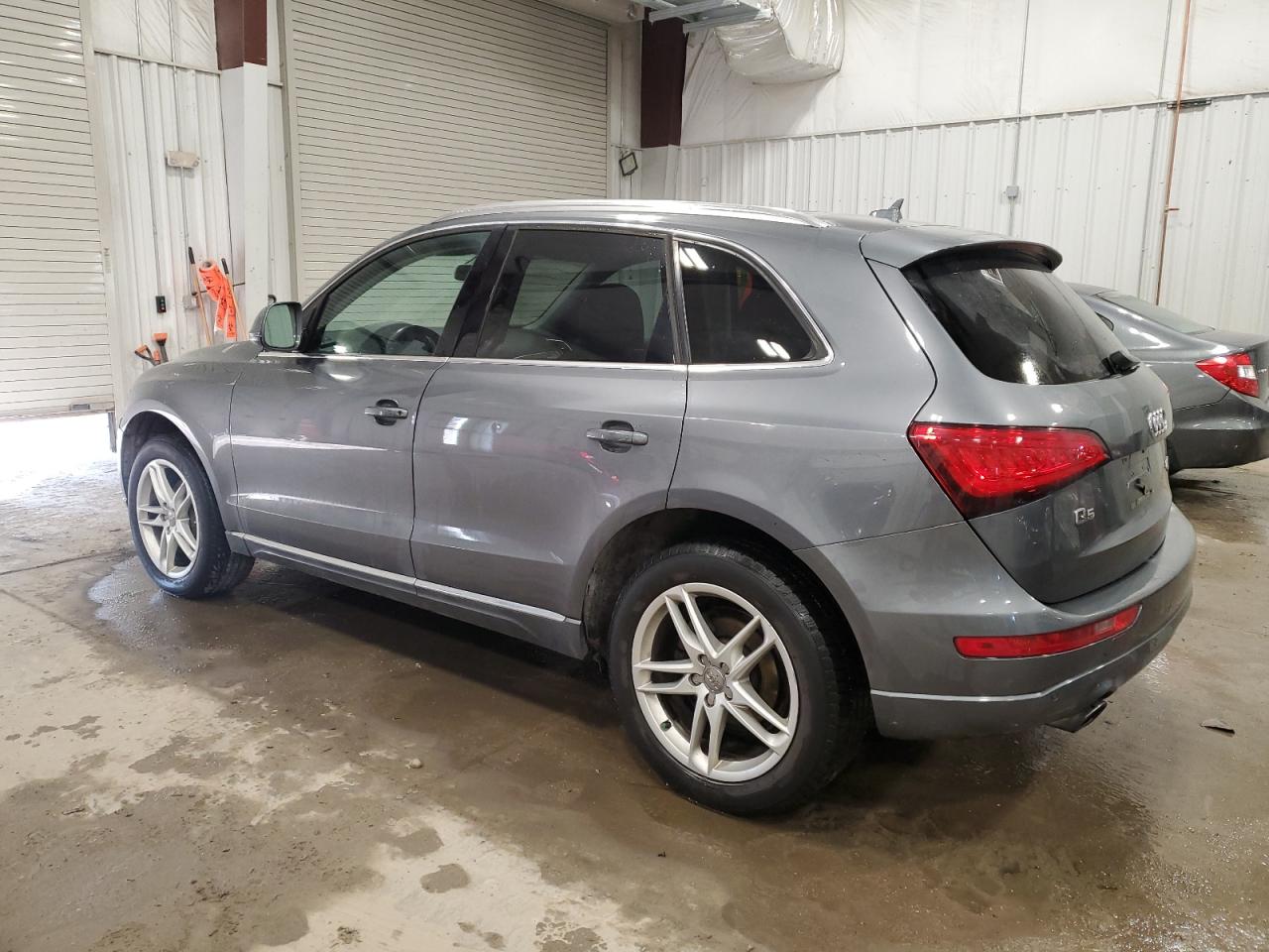 2013 Audi Q5 - Image 2