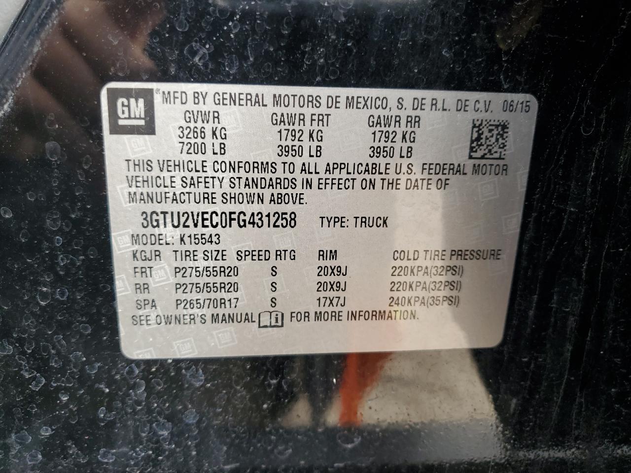 2015 GMC Sierra - Image 12