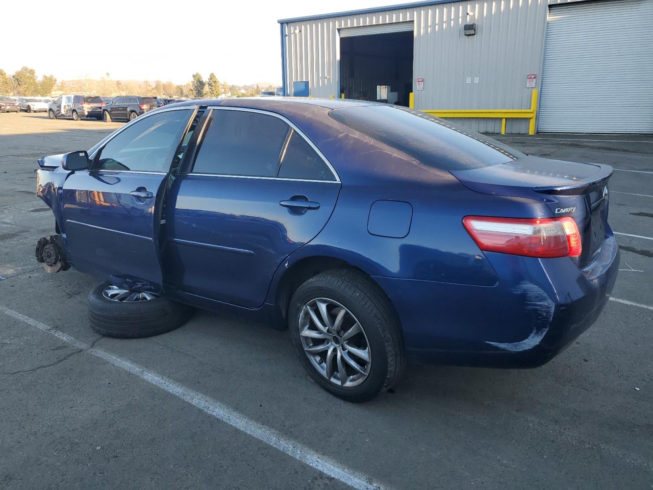 2009 Toyota Camry - Image 2