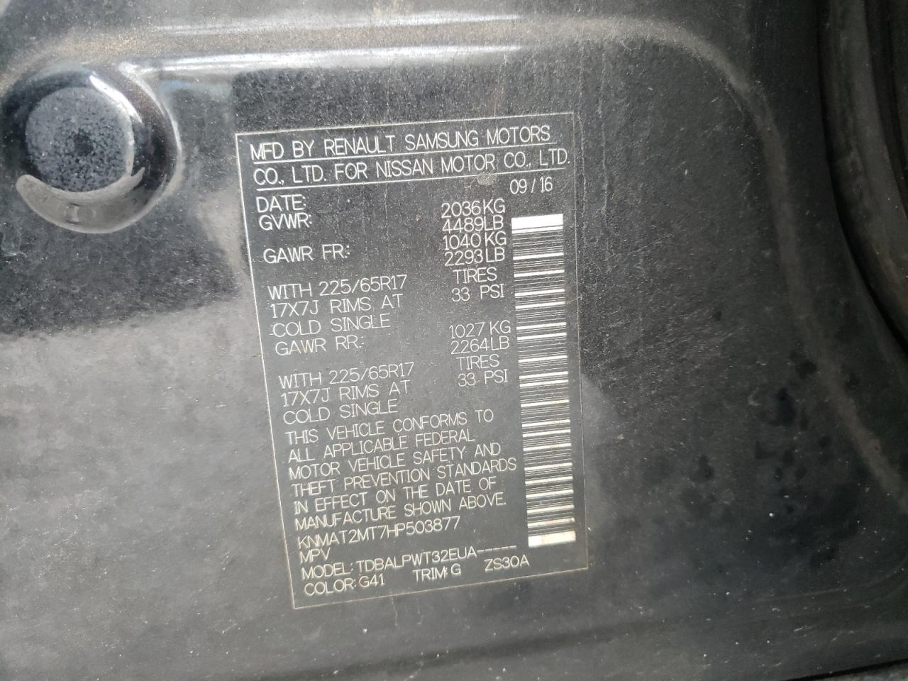 KNMAT2MT7HP503877 NISSAN ROGUE 2017