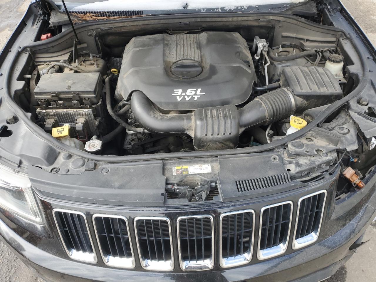 2014 Jeep Grand Cherokee - Image 12