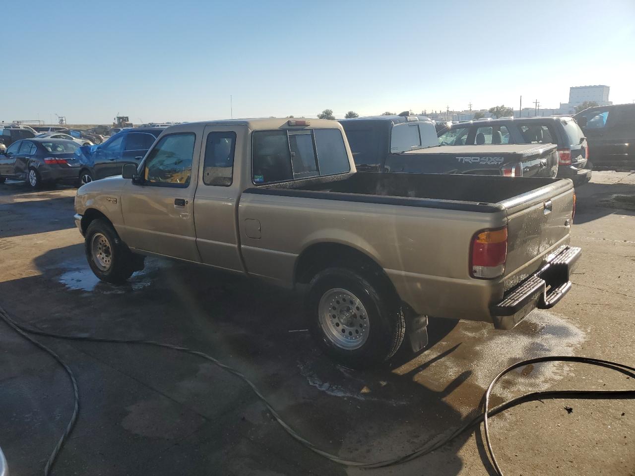 1999 Ford Ranger - Image 2