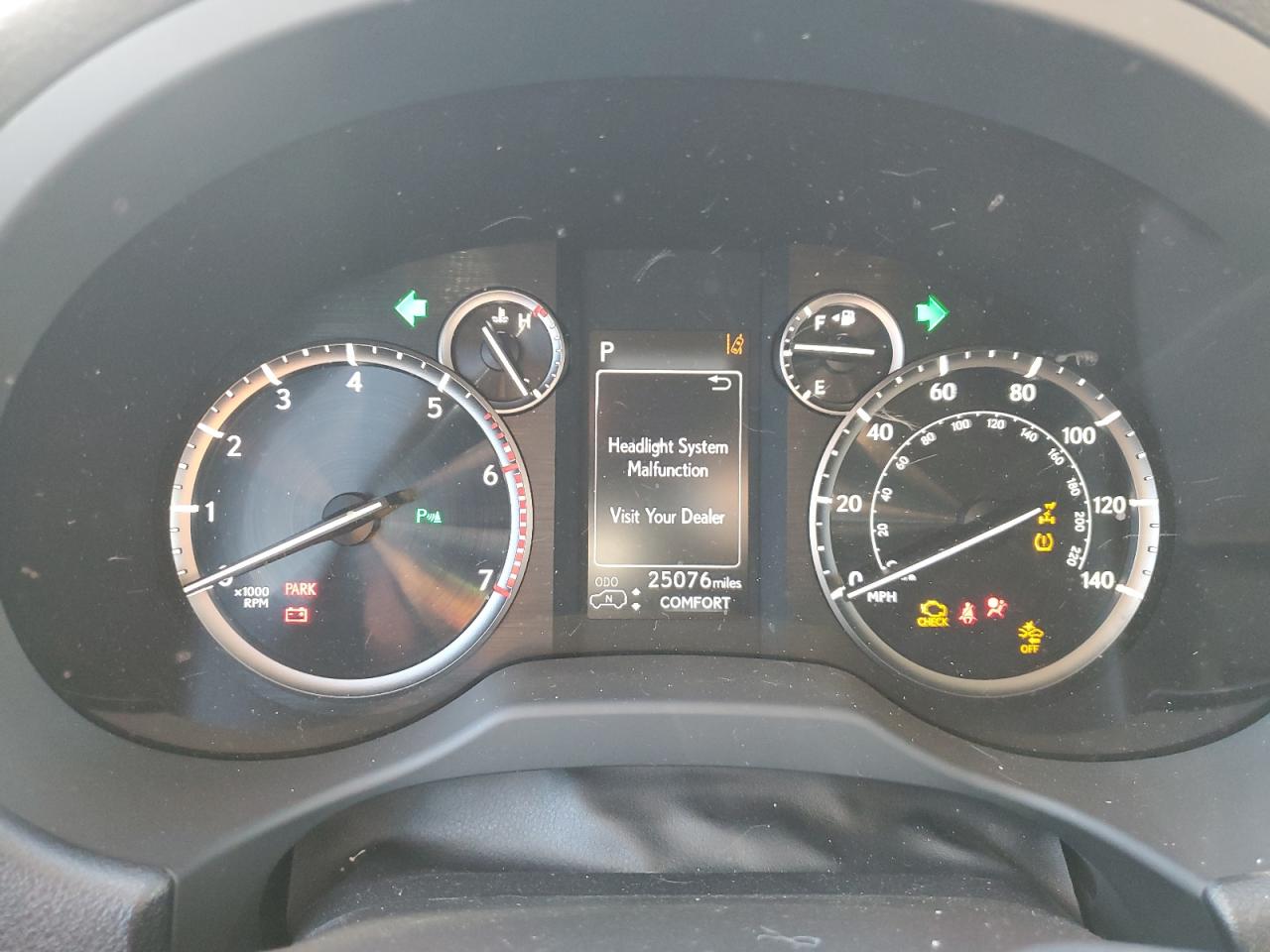 2023 Lexus GX - Image 9