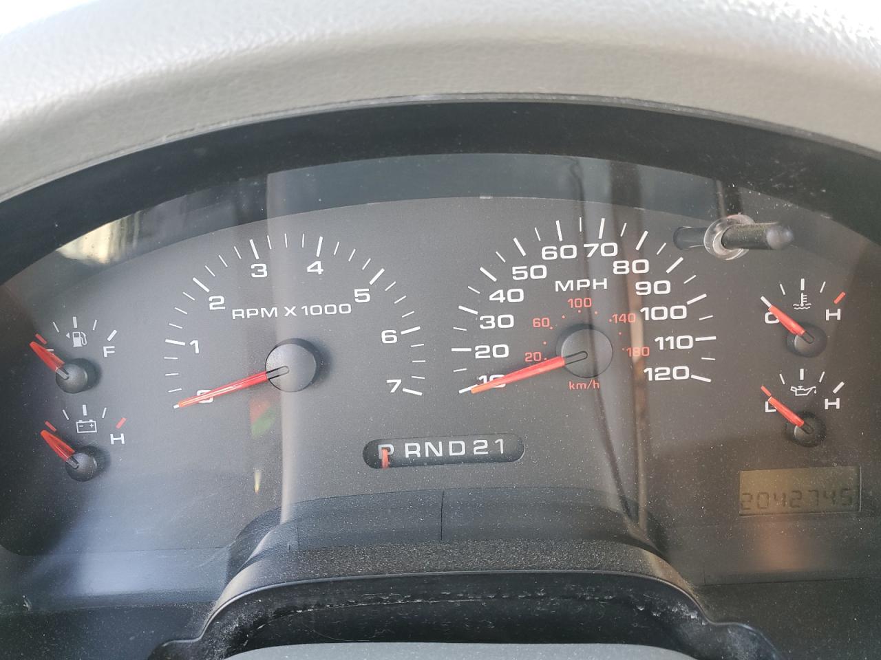 2004 Ford F-150 - Image 9