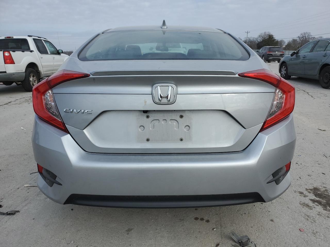 2016 Honda Civic - Image 6