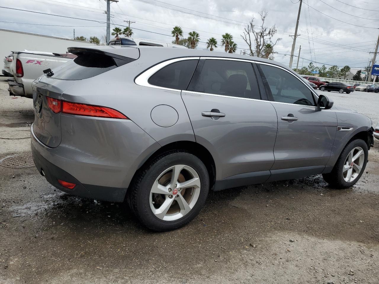 2020 Jaguar F-Pace - Image 3