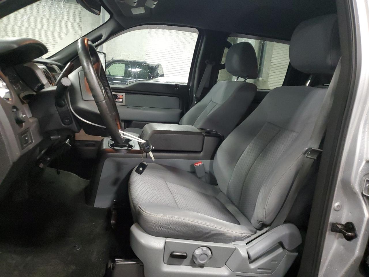 2011 Ford F-150 - Image 7
