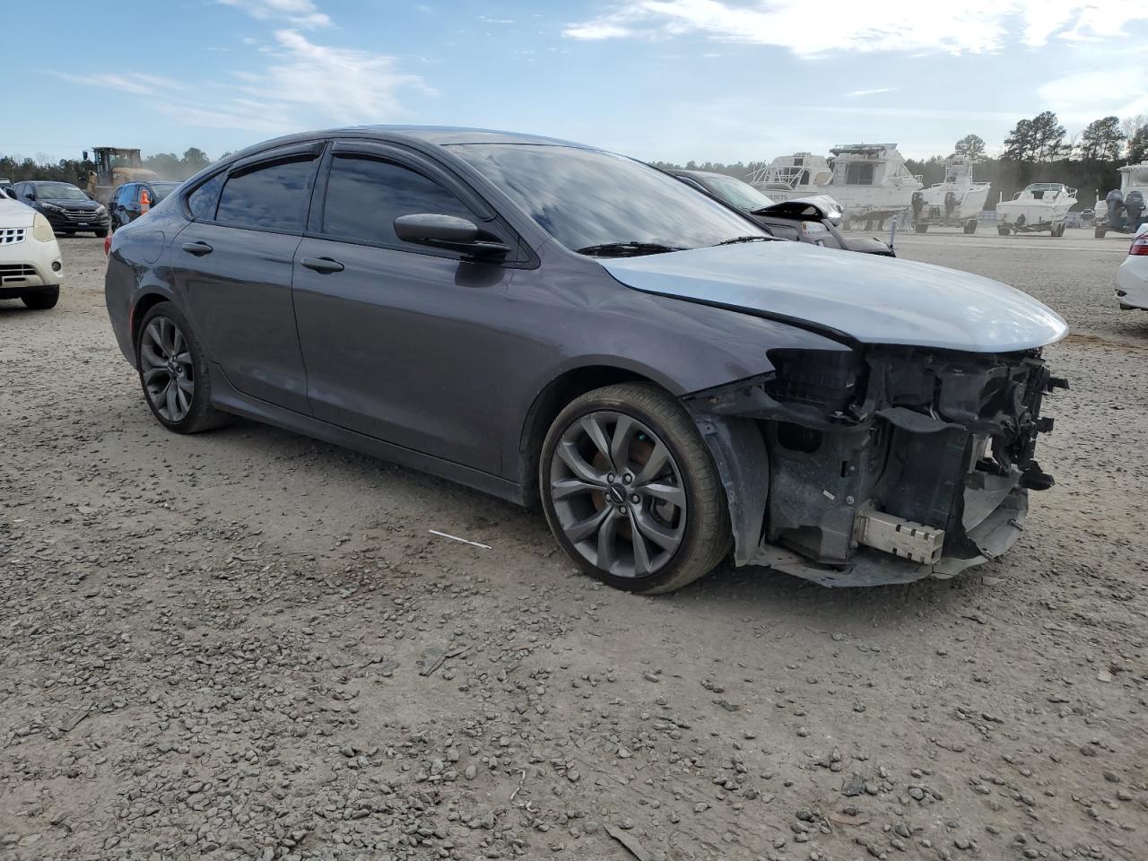 2016 Chrysler 200 - Image 4