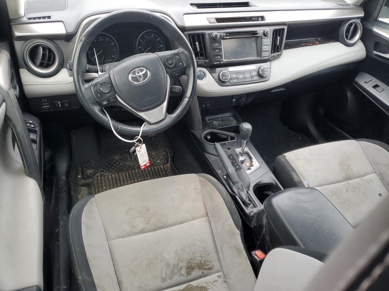 2018 Toyota RAV 4 - Image 8