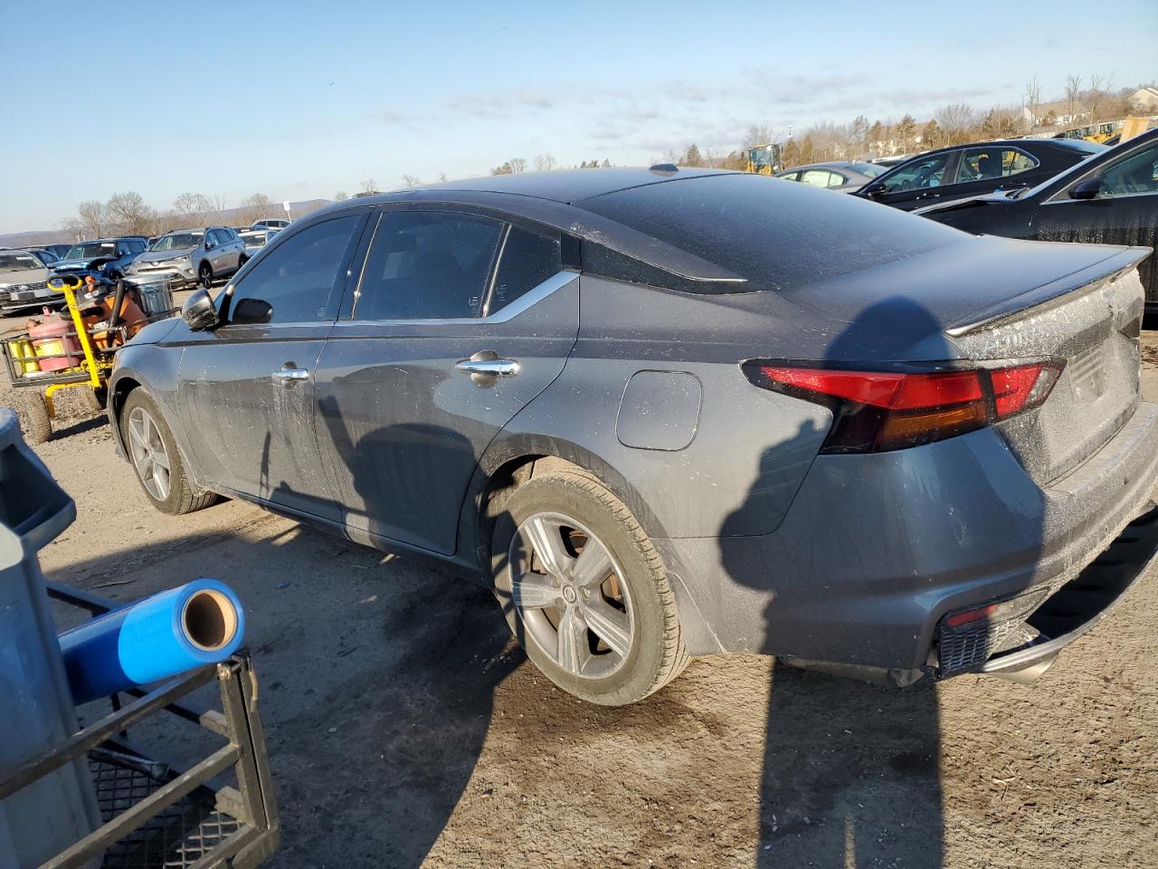 2019 Nissan Altima - Image 2