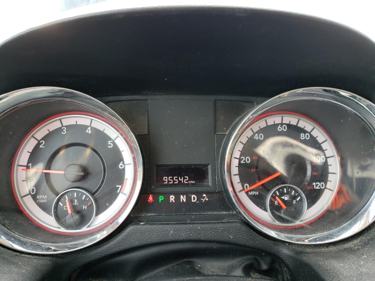 2013 Dodge Caravan - Image 9