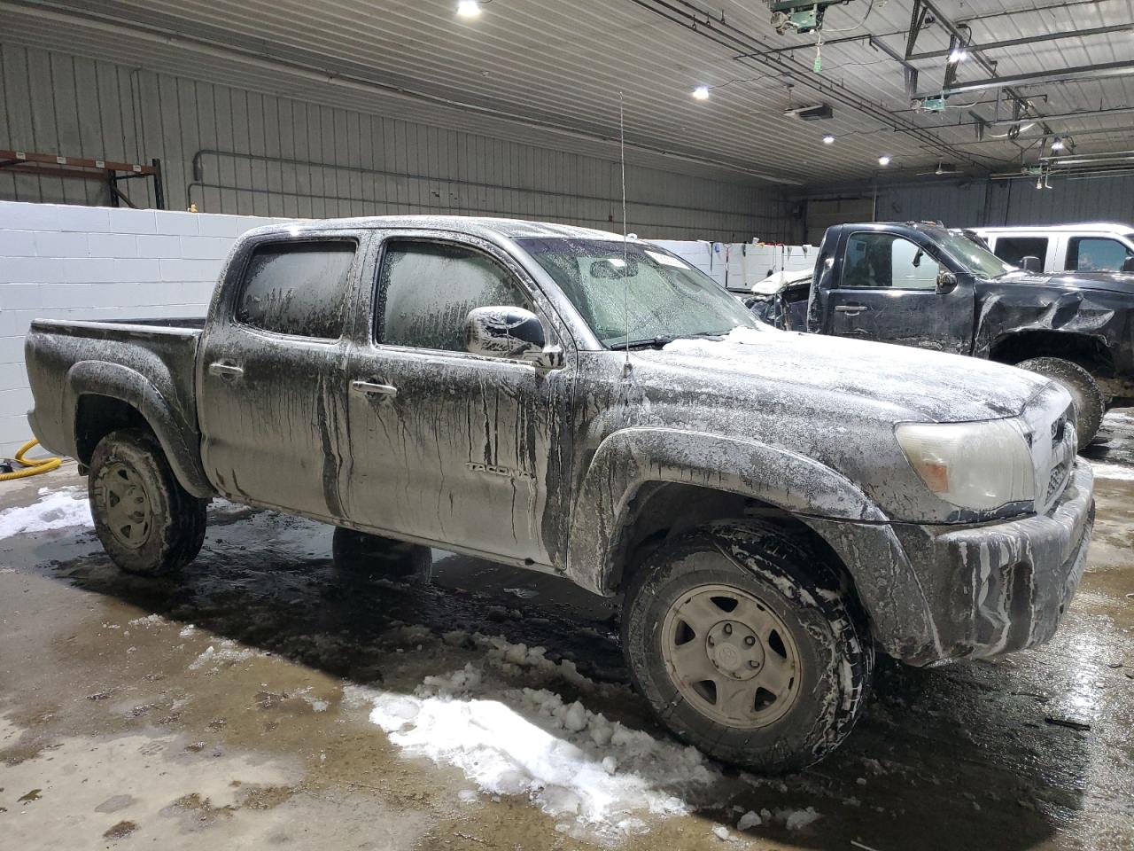 2011 Toyota Tacoma - Image 4