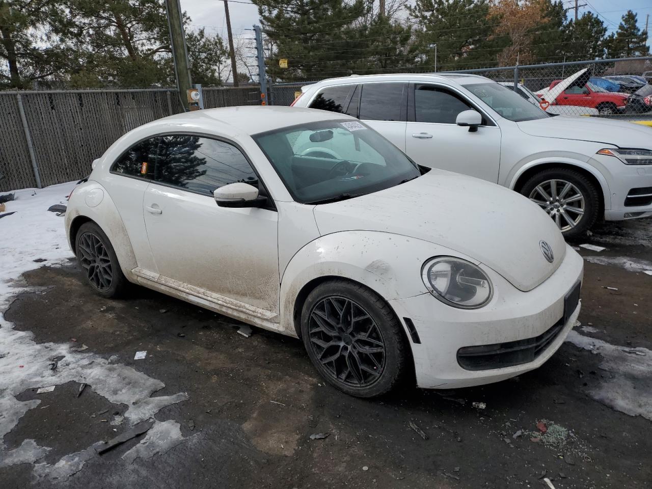 2012 Volkswagen Beetle - Image 4