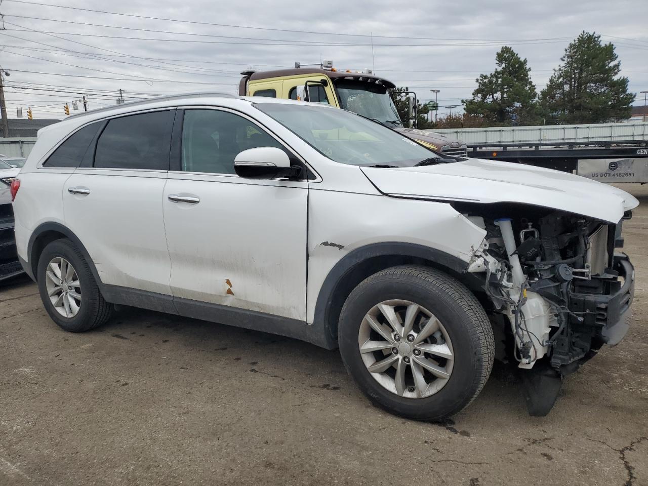 2016 Kia Sorento - Image 4